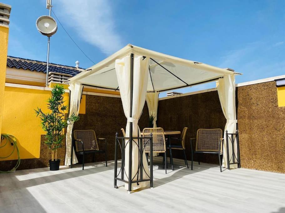 Excelente Apartamento Atico Algorfa Eksteriør billede